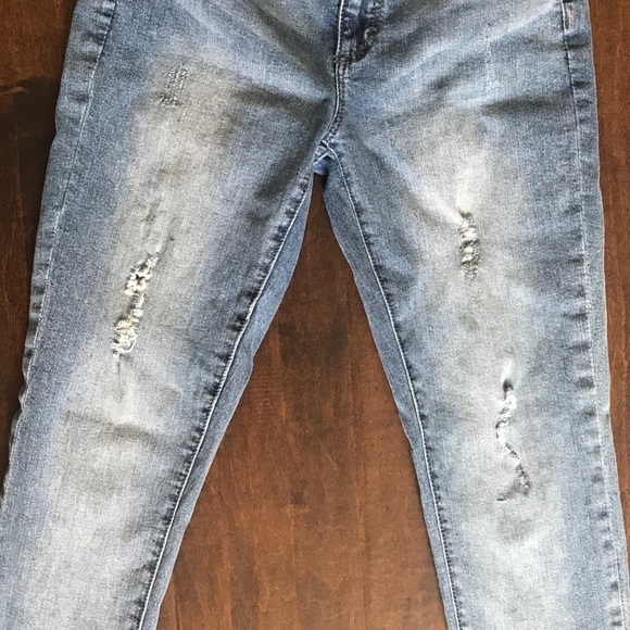 JustFab Distressed Skinny Jeans size 27 - Picture 3 of 4